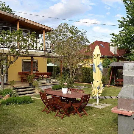 Apartament Liliom
