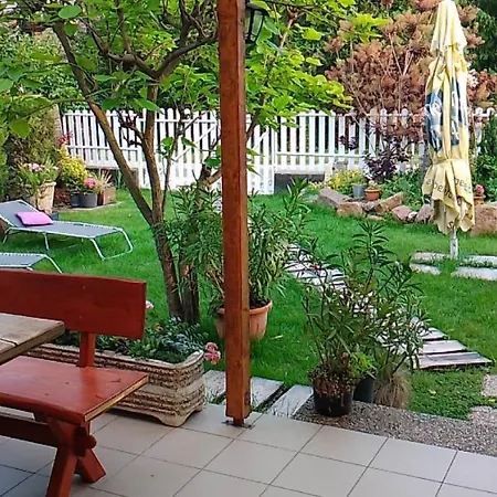 Liliom Apartament