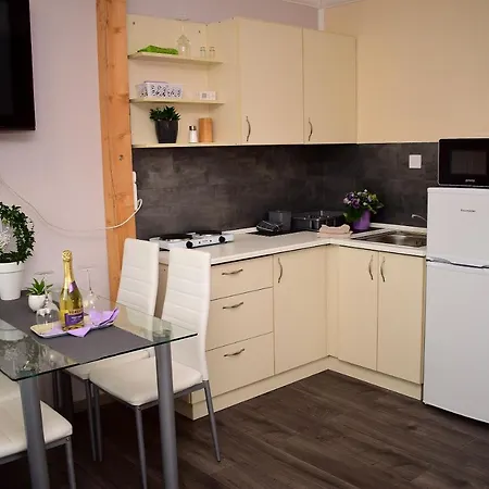 Liliom Apartament
